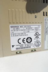 Yaskawa SGDS-02A01A SGDS02A01A Servopack 200W
