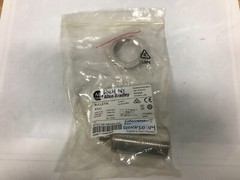 Allen Bradley Proximity Sensor 872cm15bn30D4 NPN 10-30VDC