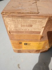 BRAND NEW NOS GE DH461R 30A 3ph 4W 600V FUSIBLE BUS PLUG