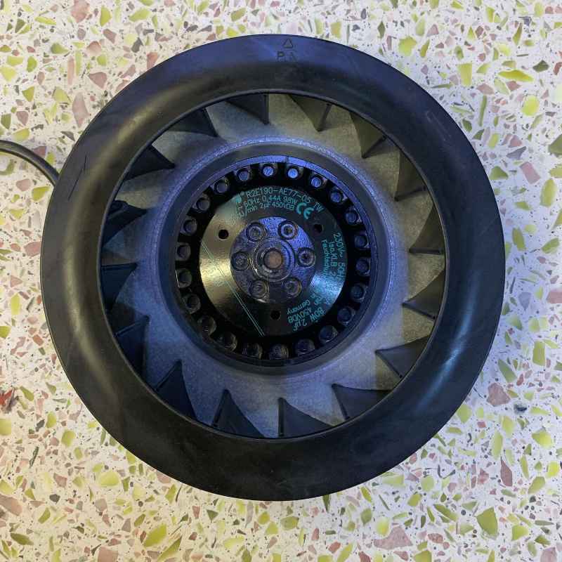 1Pcs New Fit For R2E190-AE77-05 230V 0.44A 80/90(W) 190mm Centrifugal fan