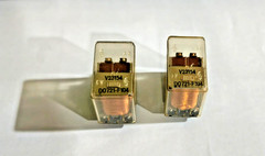 2PCS LOT-Siemens V23154-D0721-F104 Relays -New Open Box