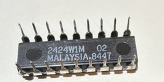 WD8116-PD WD1943-PD DUAL MARKED DUAL BAUD RATE CLOCK 18-PIN DIP (Lot of 6)