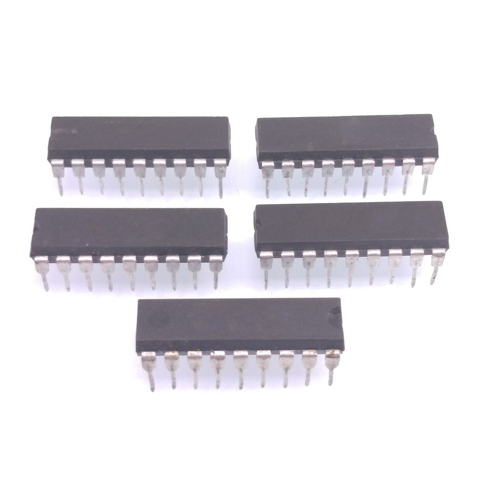 5pcs UDN6118A UDN6118 DIP-18 DISPLAY DRIVER IC