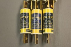LOT OF SIX BUSS LOW-PEAK DUAL ELEMENT TIME DELAY FUSE LPJ-100SP