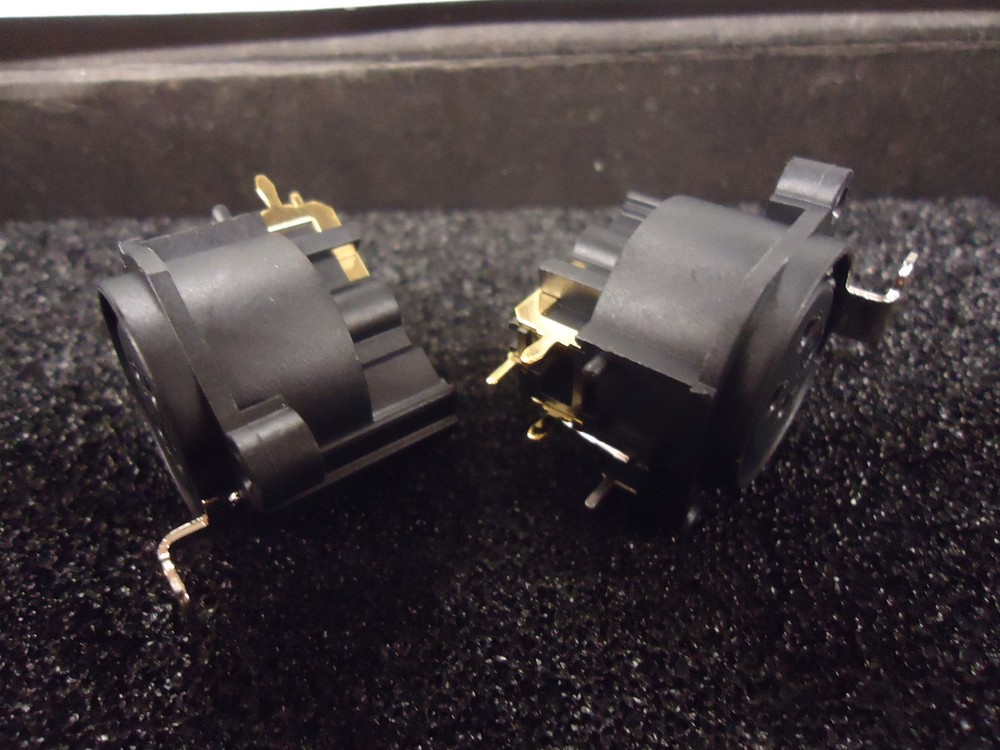 KX-03F-3HP-2.5 Kai Yui “2.5mm XLR jack-Locking mechanism : With Push BRAND NEW!