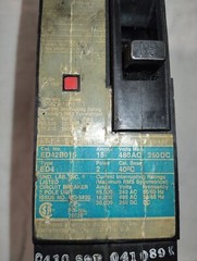 SIEMENS I-T-E ED42B015 CIRCUIT BREAKER SENTRON SERIES 2P 15AMPS 480VAC
