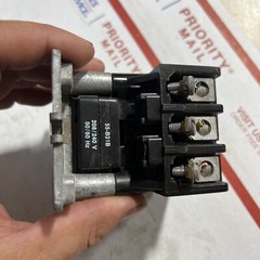 GE CR353ABY0002B 3 POLE CONTACTOR 25A 208/240V COIL Warranty ED4U #2089