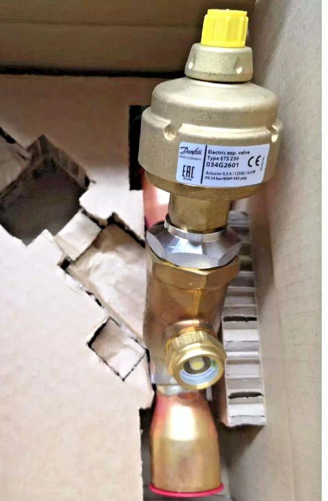 1PC- Danfoss 034G2601 Electric expansion valve, ETS 250, Solder ODF/1 3/8 in-NEW