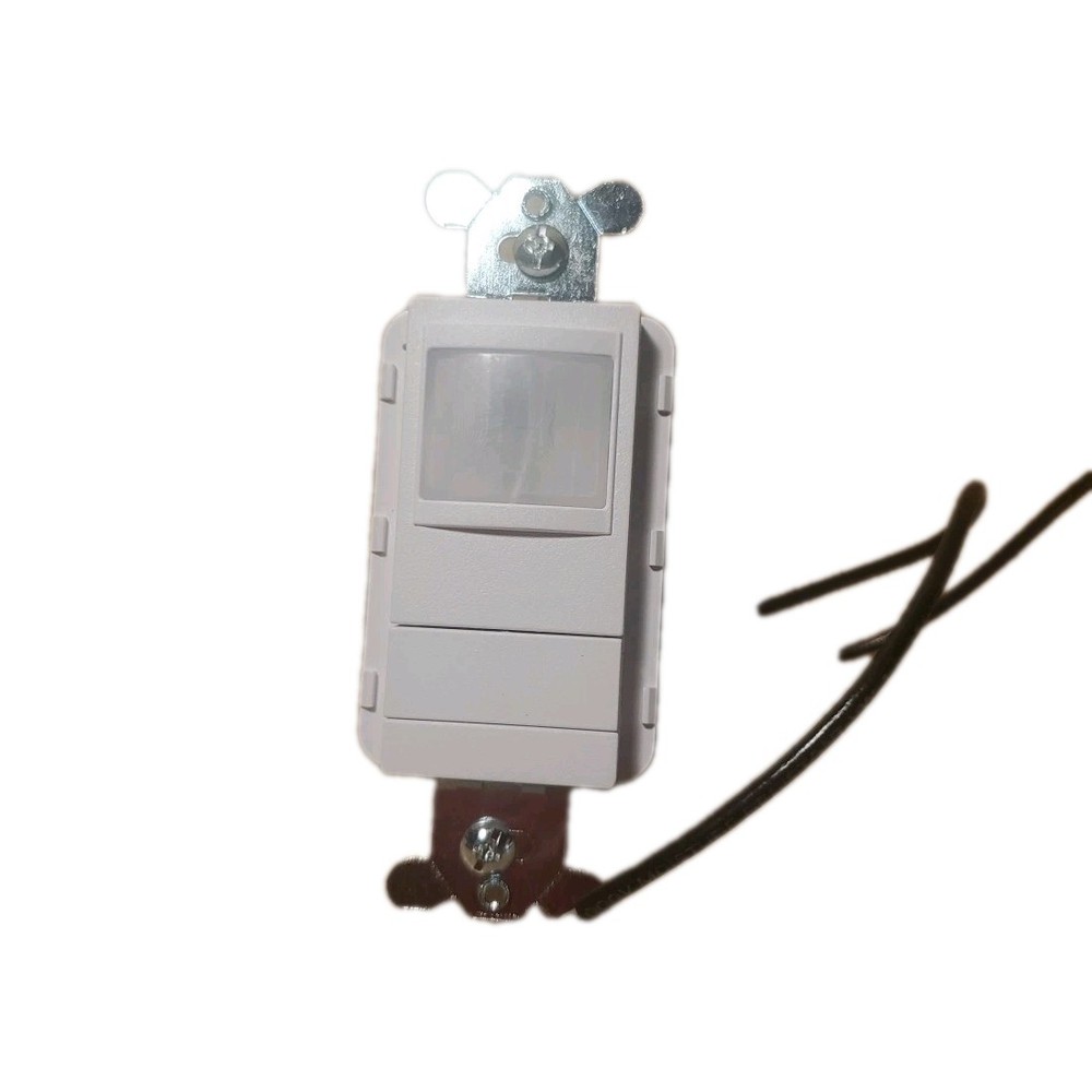 1× ACUITY OCCUPANCY DIMMING WALL SWITCH WSX D WH No Plates