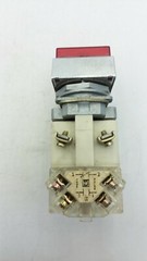 SQUARE D 9001-KXRB104 PUSH BUTTON 600VAC 10A 30MM 600VAC 10A MOMENTARY RED STOP