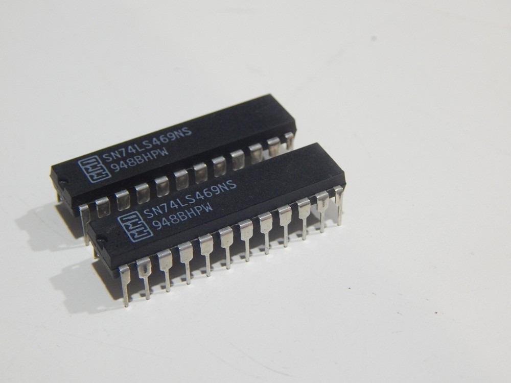MMI SN74LS469NS 24 PIN NARROW DIP IC SYN POSITIVE EDGE 8 BIT – LOT OF 2 IC’S