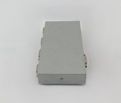 4-Port VGA Splitter 5VDC NO Power Cords