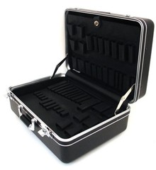 928T-CB – PLATT LUGGAGE – DELUXE POLYETHYLENE TOOL CASE WITH CHROME HARDWARE – B