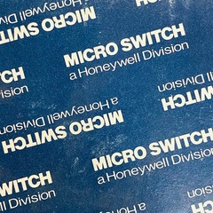 AML75ABC – MICROSWITCH – Panel Seal, Polypropylene (Base), Polyvinyl Chloride (C