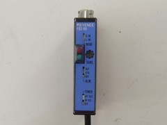 Keyence FS2-60 7′ Photoelectric Fiber Optic Sensor Amplifier Cable 7FT