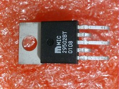 4 PCS MICREL MIC29502BT HIGH CURRENT LOW DROP OUT 5A ADJUSTABLE REGULATOR B/LEAD
