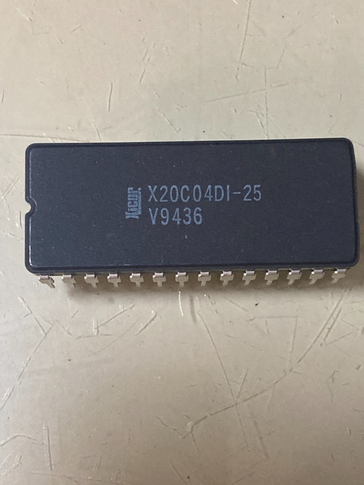 XICOR X20C04DI-25 512×8 NVRAM NOS – QTY 1