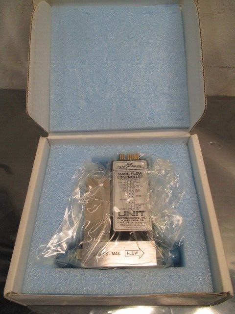 Unit UFC-1500A MFC Mass Flow Controller, 200 SCCM, SIH4, 106444