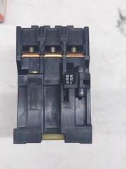 AMAT 1200-90154 ABB B30 B30-30-00 CONTRACTOR TYPE B30-30 24 VAC NEW MAKE OFFE