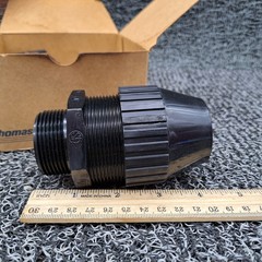 Thomas & Betts 2704. 1-1/4″ Strain Relief Cord Connector Straight. Qty 2