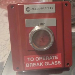 NIB Allen Bradley 800TNX114 Break Glass Emergency Stop Push Button Station Nos