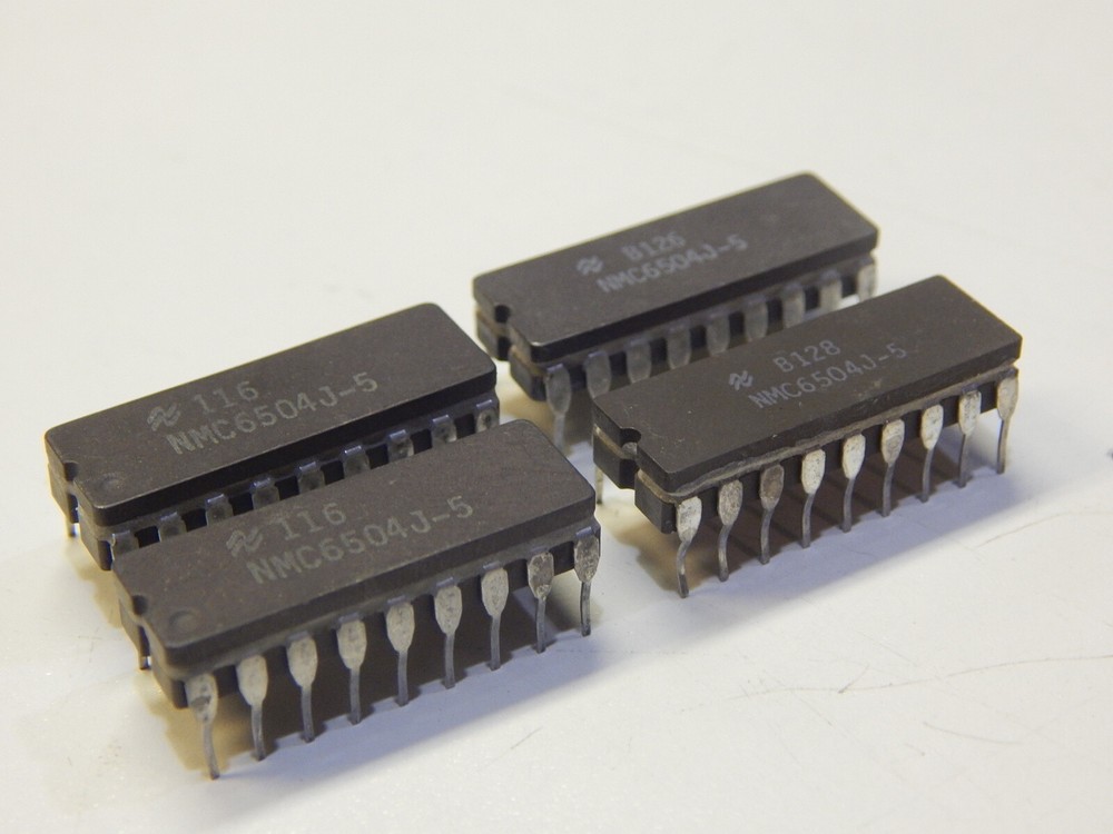 NAT NMC6504J-5 18 PIN CDIP IC, memory SRAM 4096-Bit -LOTOF 4 IC’S FAST SHIPPING