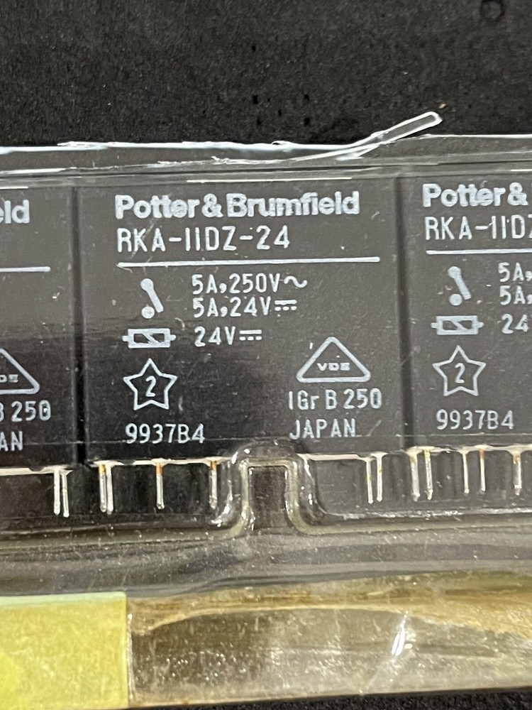 RKA-11DZ-24 POWER RELAY 24VDC 4A DPDT POTTER & BRUMFIELD (LOT OF 1)