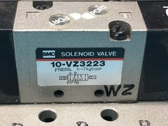 SMC 10-VZ3223 Pneumatic Solenoid Valve Manifold Assembly w/ 2 Valves, 184153
