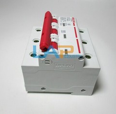 1pc NEW FOR Circuit Breaker DZ47-125 3P 3-phase switch 63/80A/100A/125A