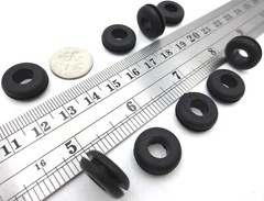 Grommet Fits 7/16″ Round Hole, Fits 1/16″ Thick Material, 65 Per Pack, Rubber