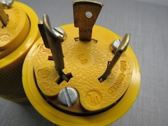 General Electric 20A.600VAC L9 Twist Lock Male Plug Lot of 2