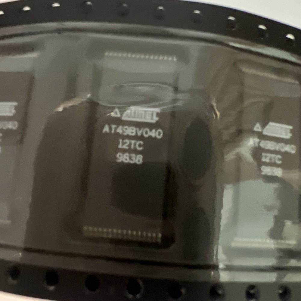 (100 PCS) AT49BV040-12TC ATMEL 512KX8 FLASH 2.7V PROM, 120ns, PDSO32