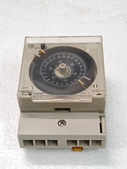 OMRON H2F-DFC TIME SWITCH