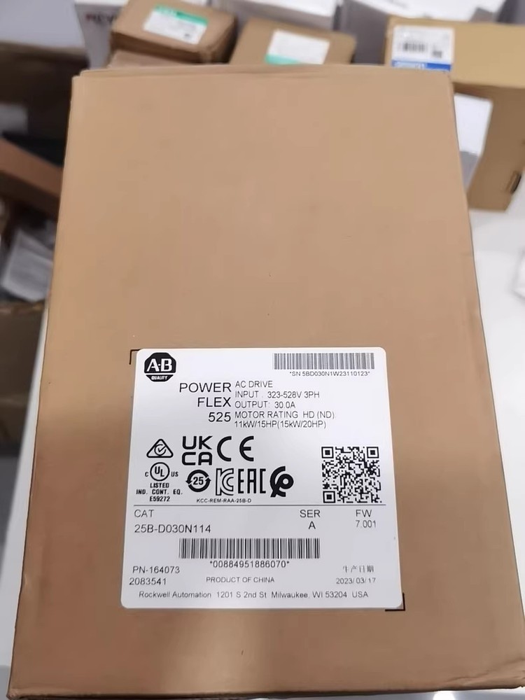 New Allen-Bradley 25B-D030N114 PowerFlex 525 15kW (20Hp) AC Drive VIP channel