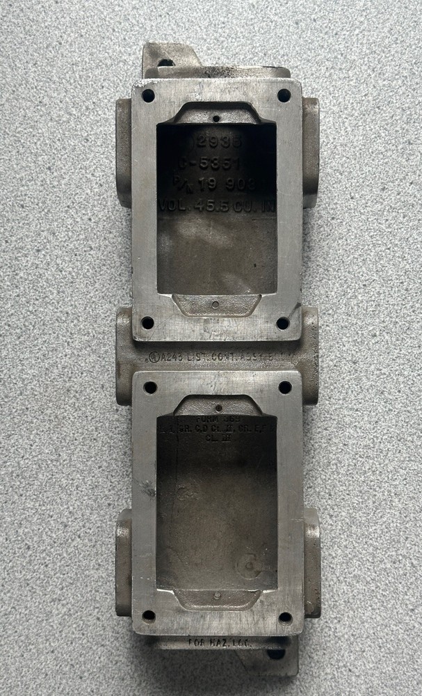 NEW Killark SWB-17 Aluminum Explosion Proof 2-Gang Control Station Back Box 1″