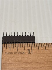 2 PCS Lot Toshiba Resistor TMM2018D-35 Never Used (b3)