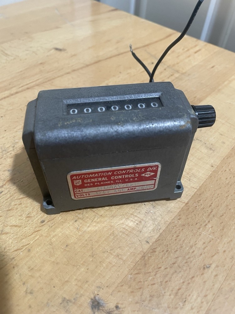 General Controls CAT. E600A3702 Counter