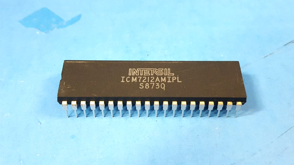 ONE PC- IC, ICM7212AMIPL, LED Driver, 7-Segment, CMOS, PDIP40, INTERSIL