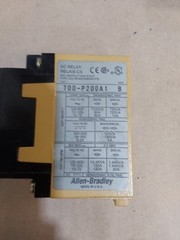 ALLEN-BRADLEY 700-P200A1 Control Relay 120V Coil BULLETIN 700 TYPE-P