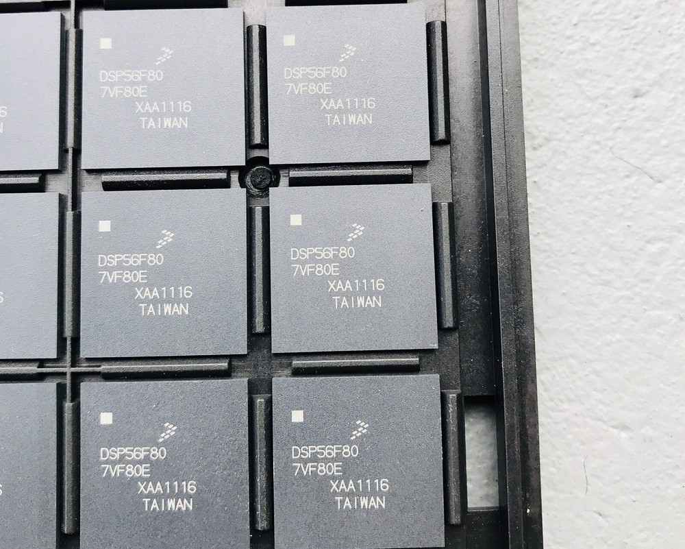 DSP56F807VF80E IC MCU 16B 120KB FLASH 160MAPBGA