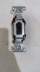 EATON 104818 | CSB315STB TOGGLE SWITCH (1 BOX OF 10)
