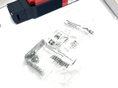 Omron STI TL4019-41101SM Safety Solenoid Interlock 90-Deg Actuator 44534-0520