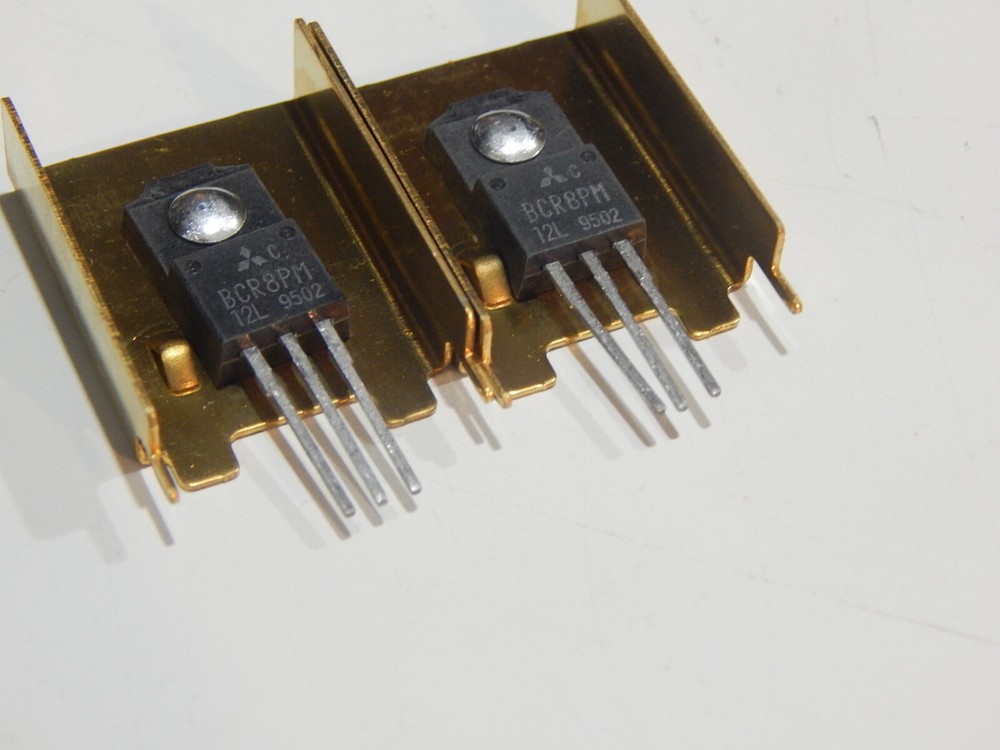 MITSUBISHI BCR8PM-12L TRIAC 600V 8A(RMS) 80A 3-Pin(3+Tab) TO-220F – LOT OF 2