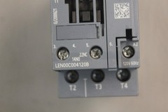 SIEMENS LIGHTING CONTACTOR LEN00C004120B **CRACKED