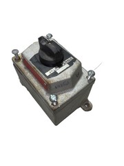 COOPER CROUSE HINDS EDS21274 3/4” EDS 271 Start Stop