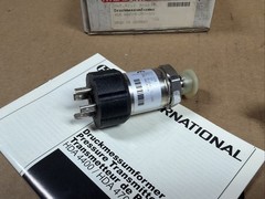 NEW HYDAC HDA 4445-B-250-000 Pressure Sensor Transmitter WARRANTY FAST SHIPPING