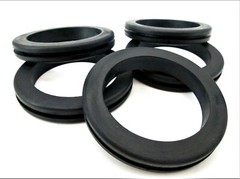 2 1/2″ x 2 1/8″ ID w 1/8″ Groove Rubber Wire Grommet Panel Bushing Oil Resistant
