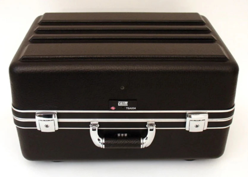 920TC-CB – PLATT LUGGAGE – DELUXE POLYETHYLENE TOOL CASE WITH CHROME HARDWARE –