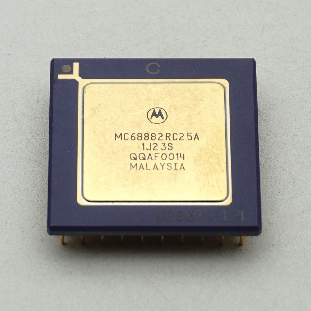 Motorola MC68882RC25A 68882 DSP Floating-Point 32bit 25MHz 68-Pin PGA x 1PC NEW
