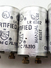Lot of 4 Hubbell FS-40/400 Fluorescent Lamp Starters 40 Watt Ceramic Condense
